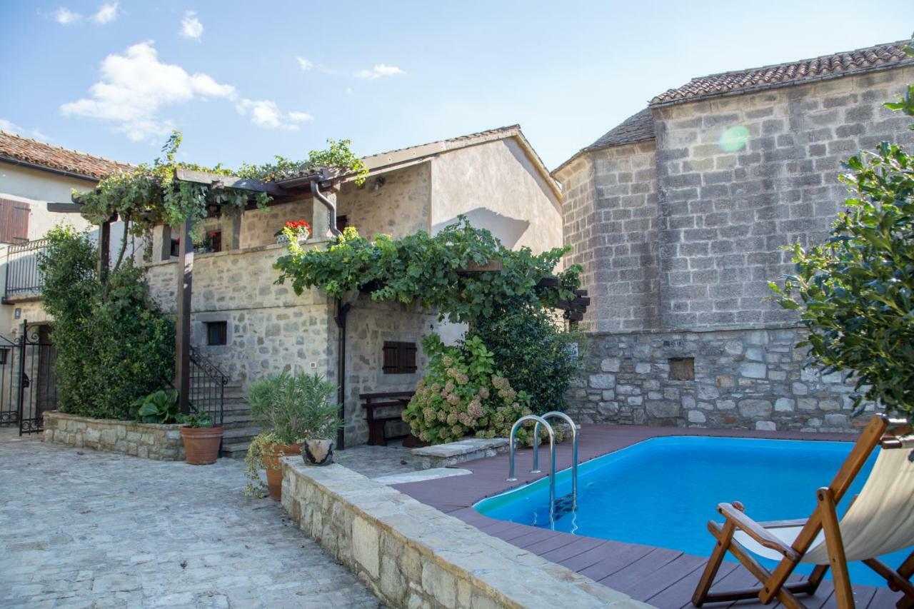 Holiday Homes Poli Svetega Antona Holiday home *