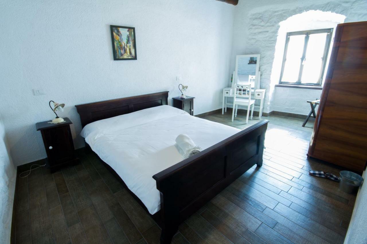 Holiday Homes Poli Svetega Antona Holiday home